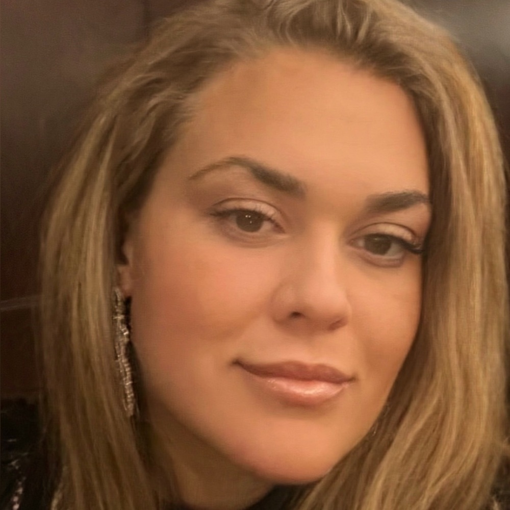 Meet your Posher, Dani